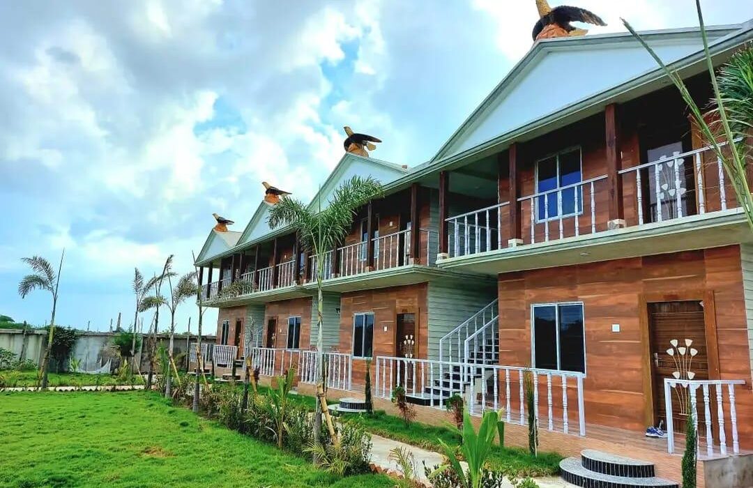 Eagle Cottage riverside accommodation, Dakshina Hawa Resort Hasnabad